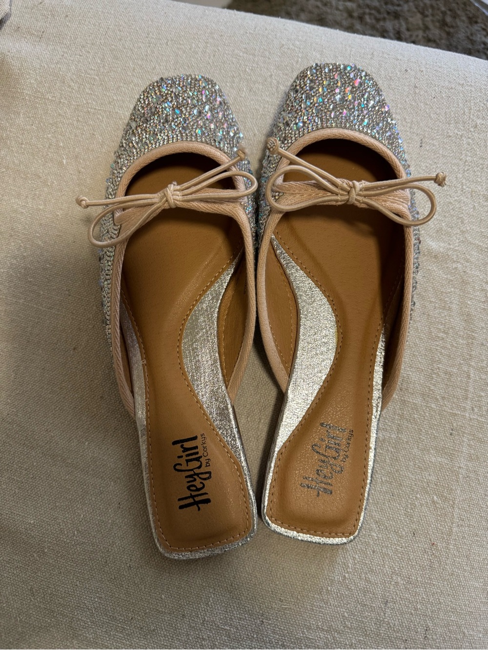 Hey Girl by Corkys "Tongue Tied" Rhinestone Ballet Mules Flats Size 8